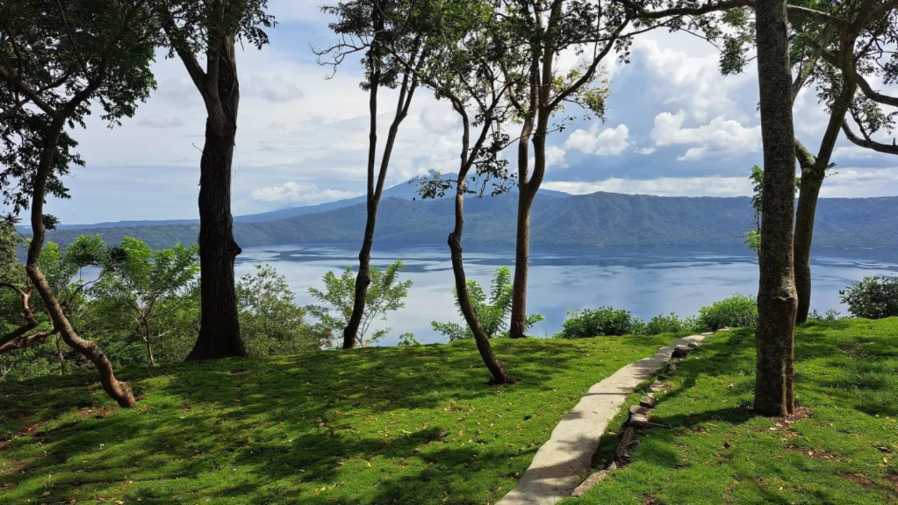 Grounds at El Guayacan Retreat